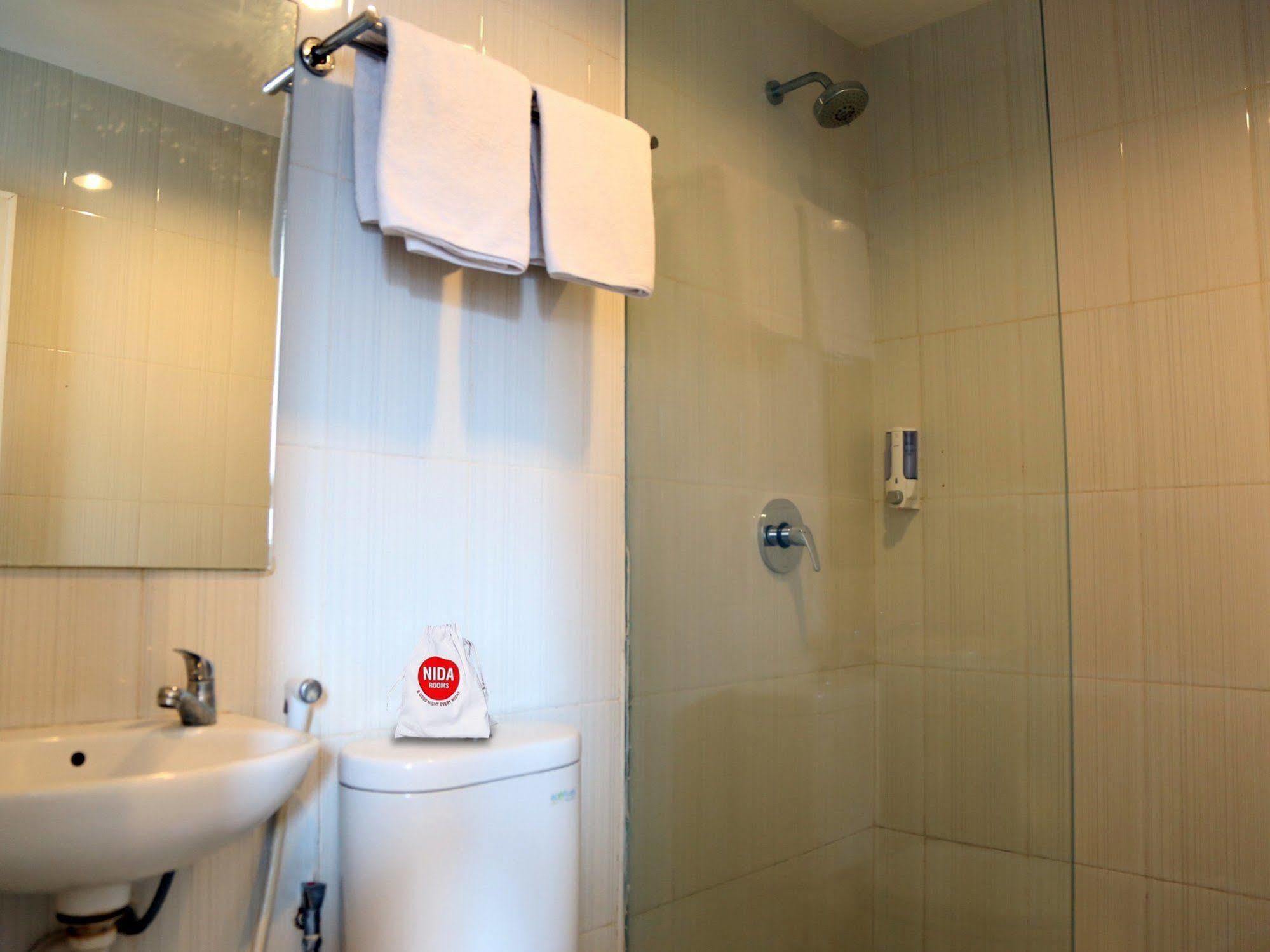 Hotel Nida Ahmad Yani