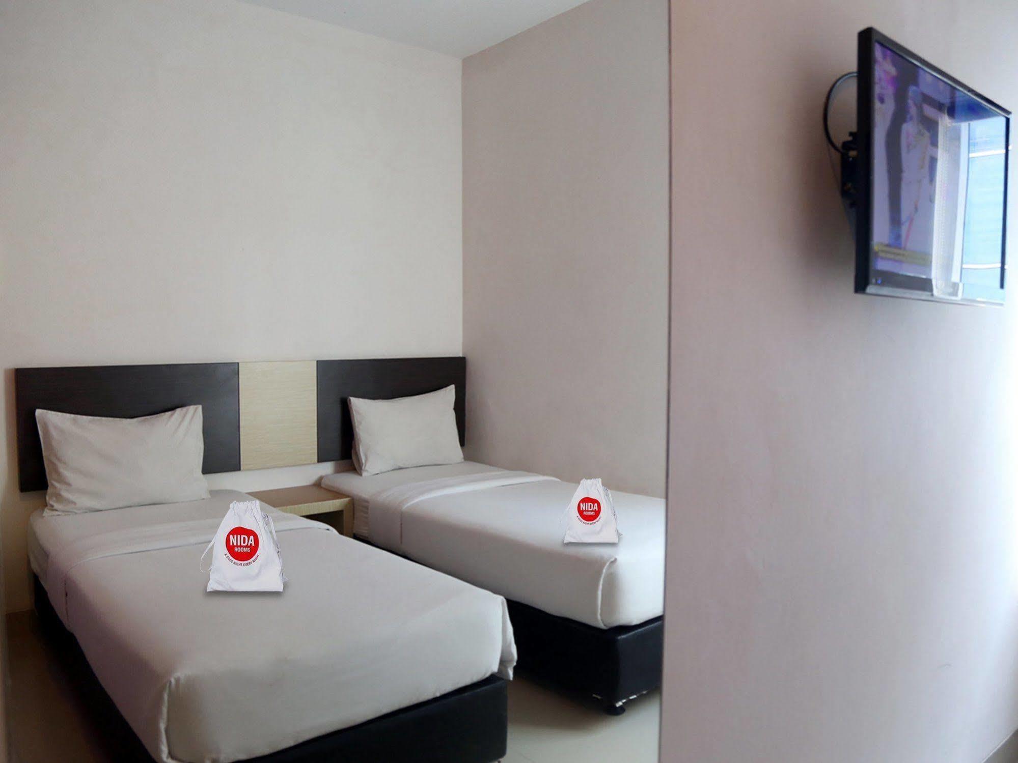 Hotel Nida Ahmad Yani